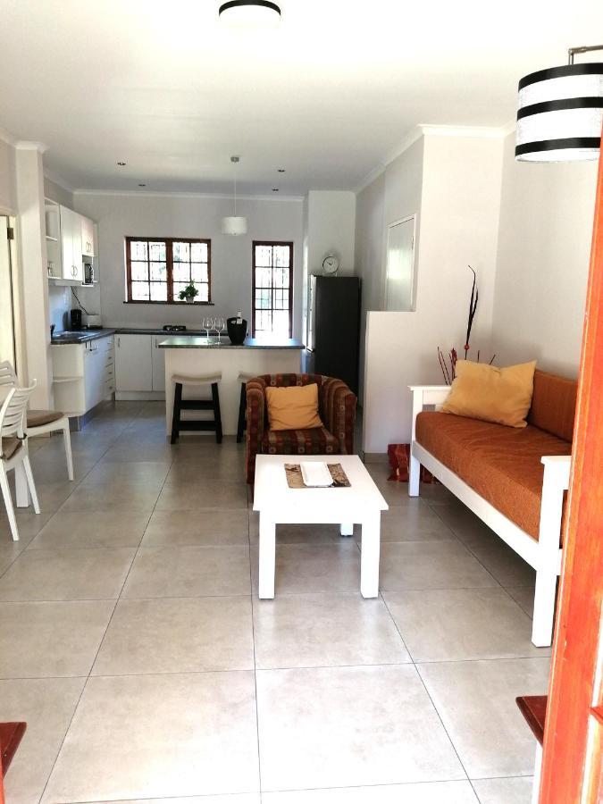 Gaestehaus Helderbergview Somerset West Bagian luar foto