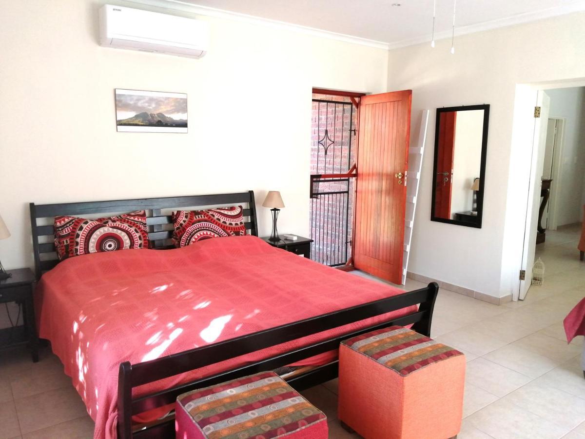 Gaestehaus Helderbergview Somerset West Bagian luar foto