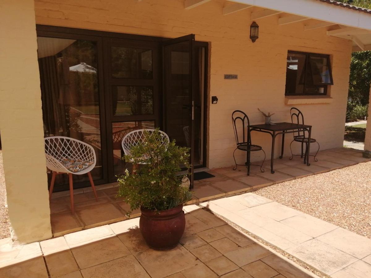 Gaestehaus Helderbergview Somerset West Bagian luar foto