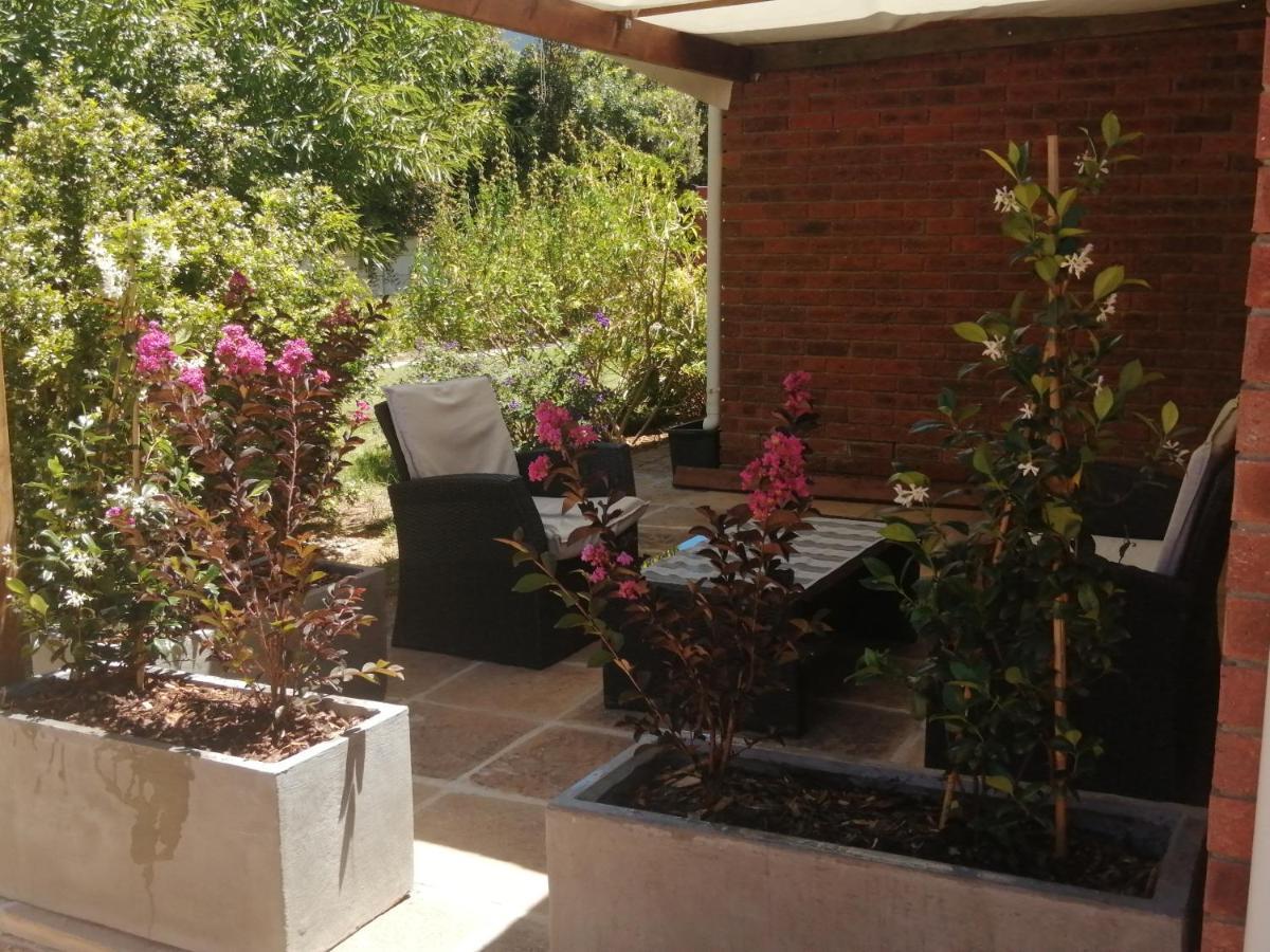 Gaestehaus Helderbergview Somerset West Bagian luar foto